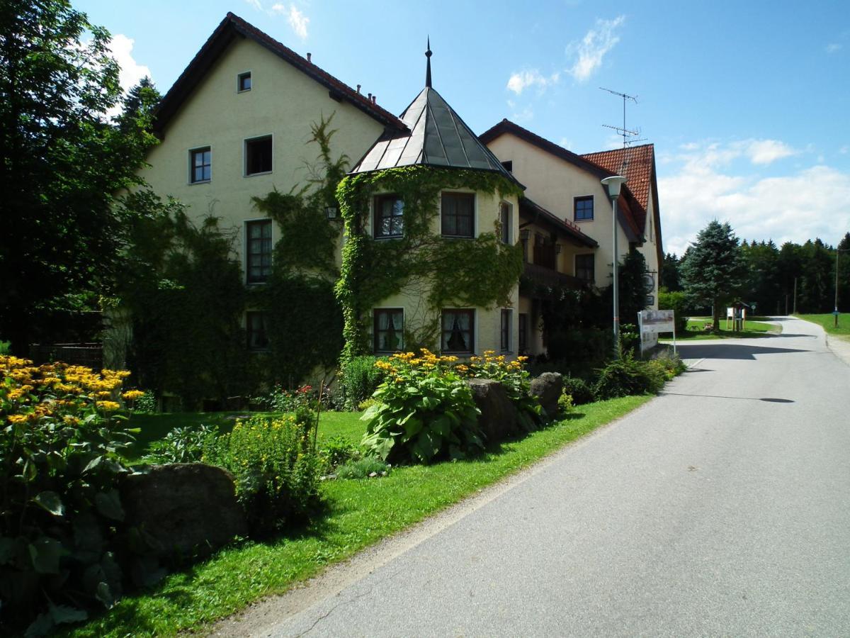 Waldgasthof - Hotel Schiederhof Wiesenfelden エクステリア 写真